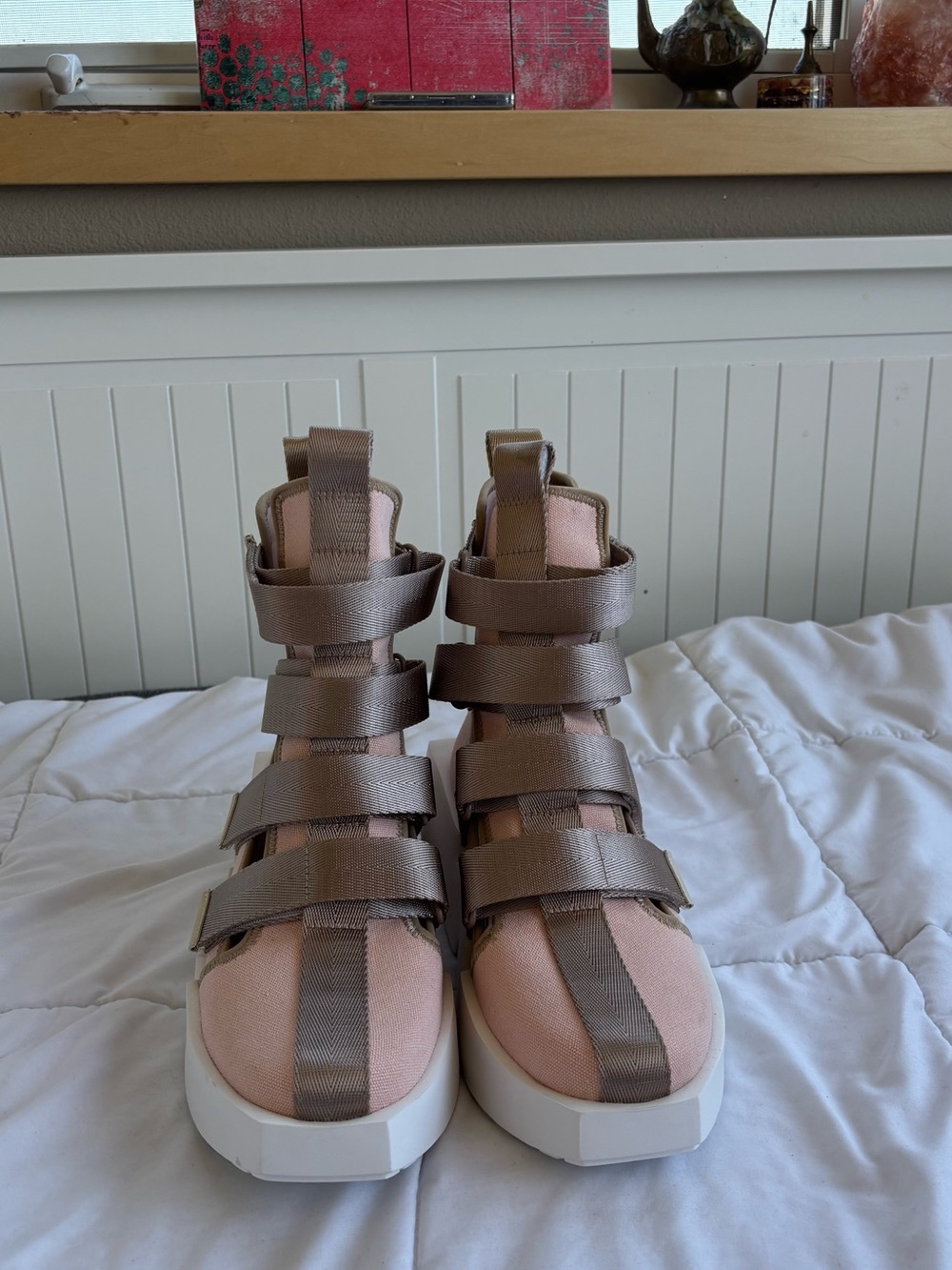 United Nude Strappy High Top Platform Sneaker Sandal Blush Canvas EU 39 NWOT